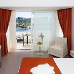 Hotell Rmh Lafodia & Wellness 4*