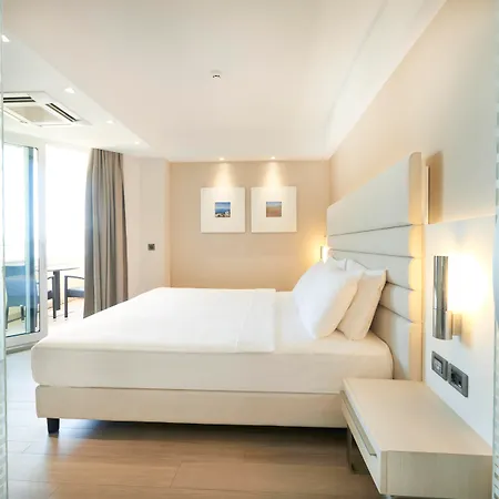 Hilton &