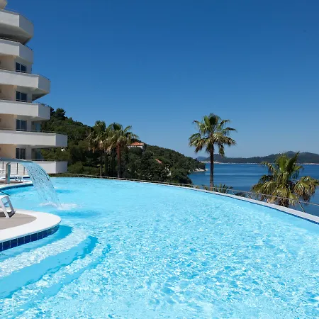 Rmh Lopud Lafodia & Wellness ロプド