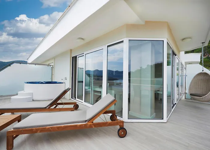 Отель Rmh Lafodia & Wellness 4*