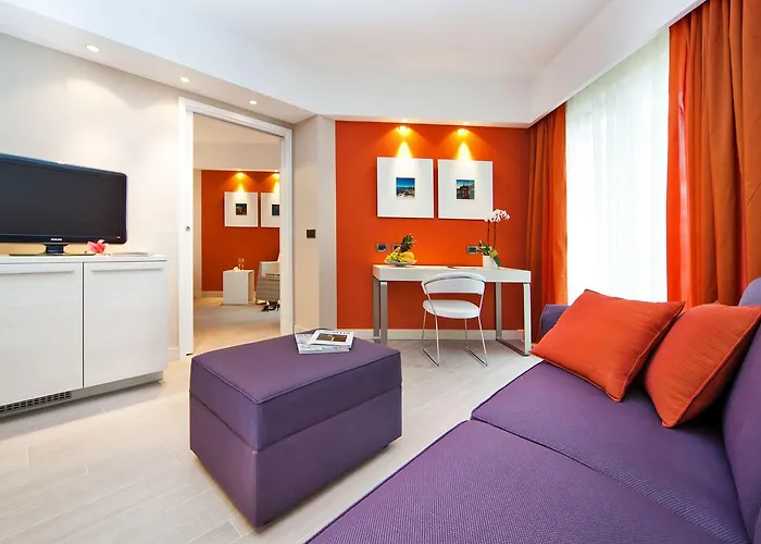 Отель Rmh Lafodia & Wellness 4*